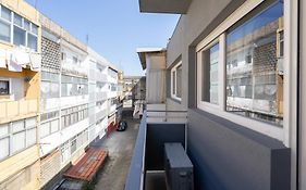 Sweet Sunny Flat W/ Balcony - Gaia